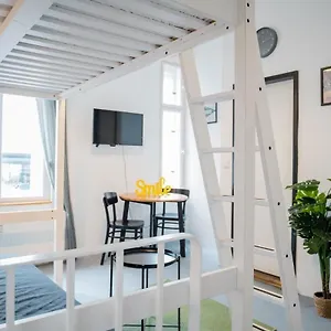  Apartment Shabby Chic Self Checkin Free Street Parking