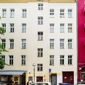  Apartment Cosy Three Br Two Bth Ac Self Checkin Street Parking